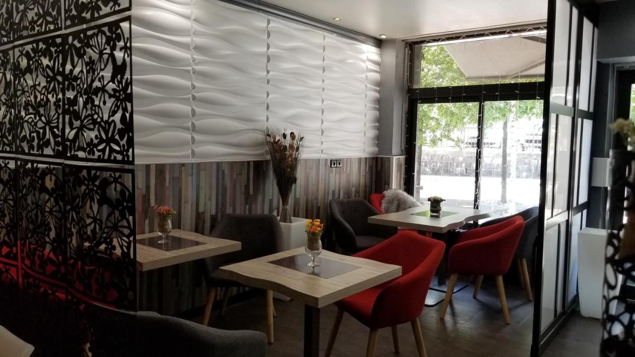 Hotel De La Gare Modane Zewnętrze zdjęcie